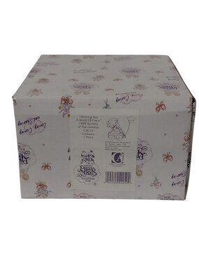 Precious Moments Wishing You A World Of Peace Figurine New In Box C0019